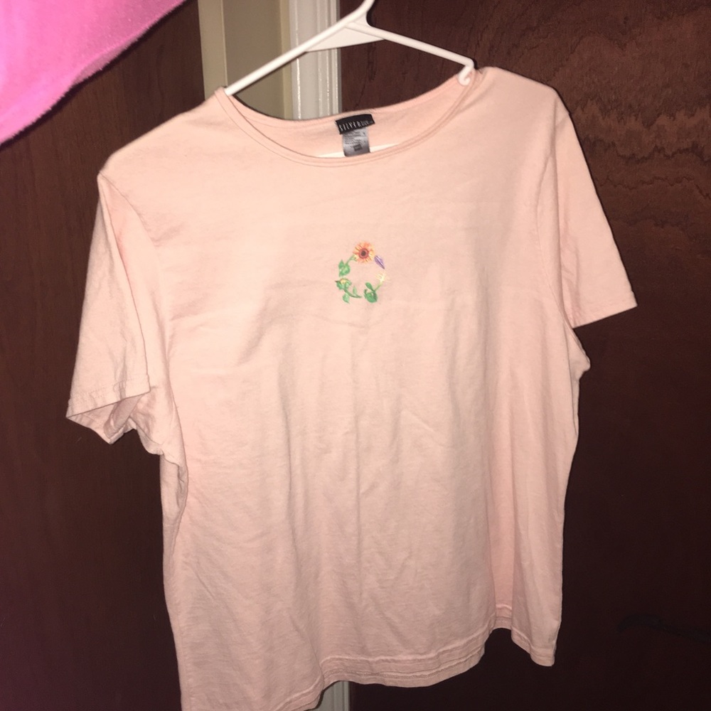 Aesthetic pink shirt with flower design